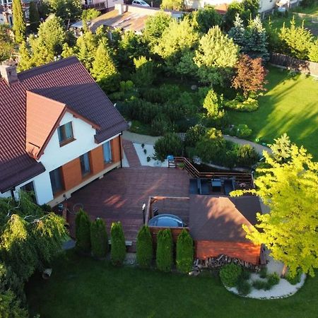 Dom Ogrodem Otulony Villa Bakalarzewo Kültér fotó