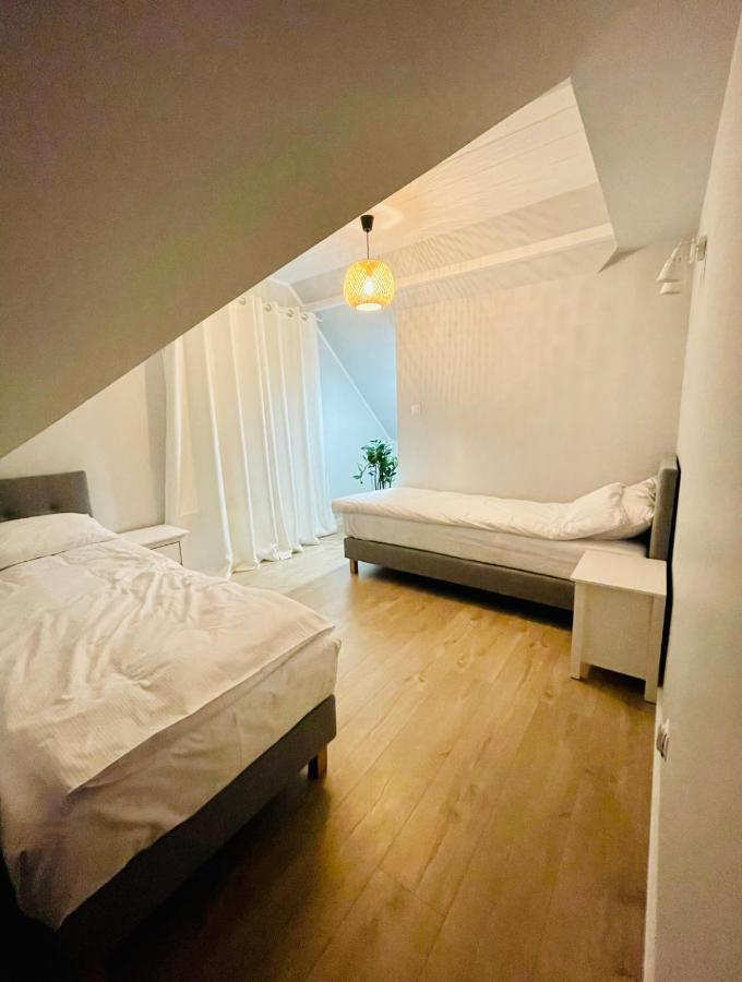 Dom Ogrodem Otulony Villa Bakalarzewo Kültér fotó