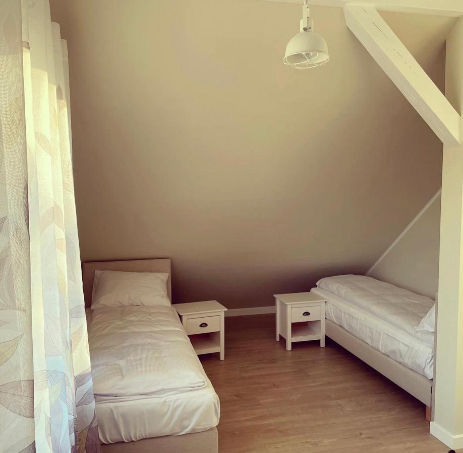 Dom Ogrodem Otulony Villa Bakalarzewo Kültér fotó